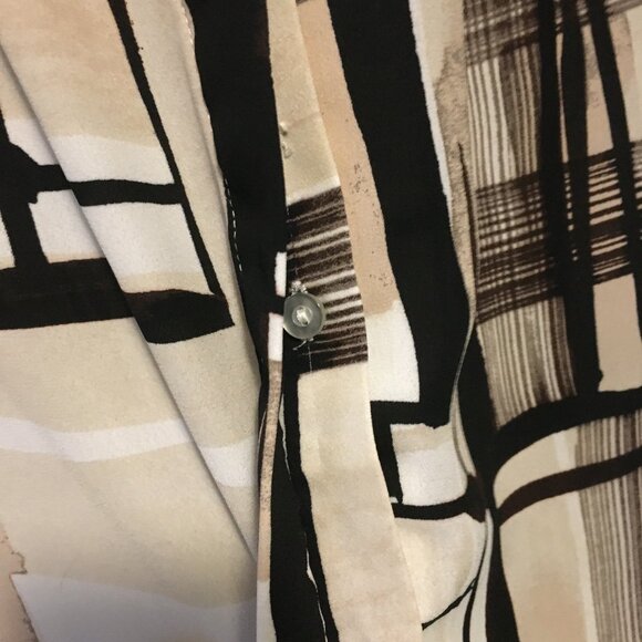 le chateau Abstract Colourblock Print Semi Sheer Button Down Tunic Blouse - Picture 5 of 16